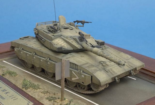 Playing on Merkava weathering process - Acrylicos Vallejo