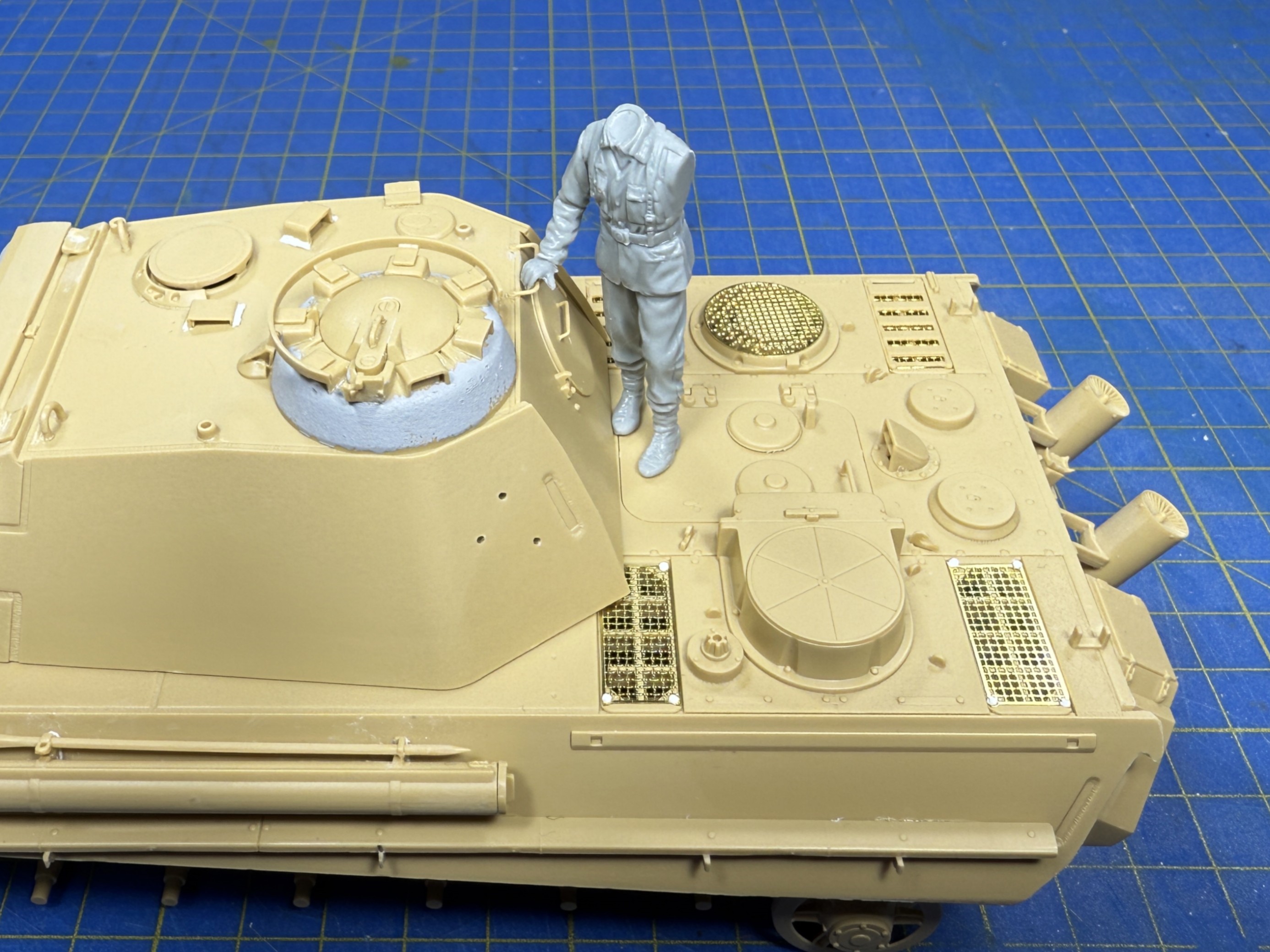 Modell Panther.20.jpg