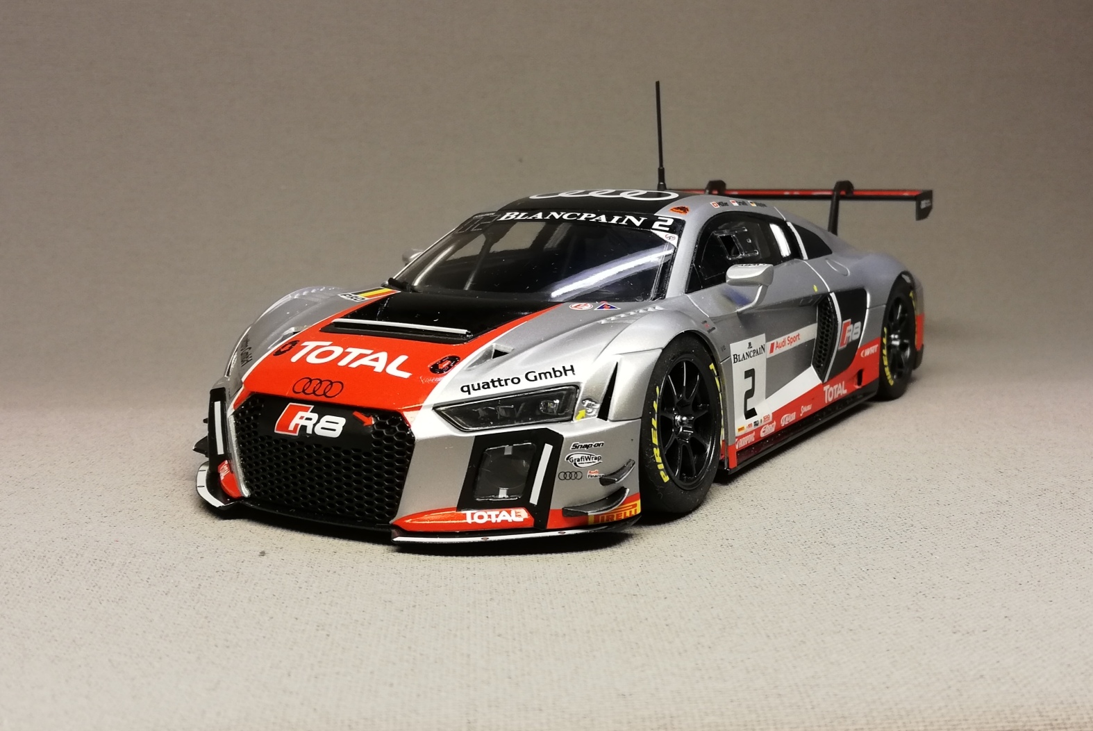 Nunu AUDI R8 LMS GT3