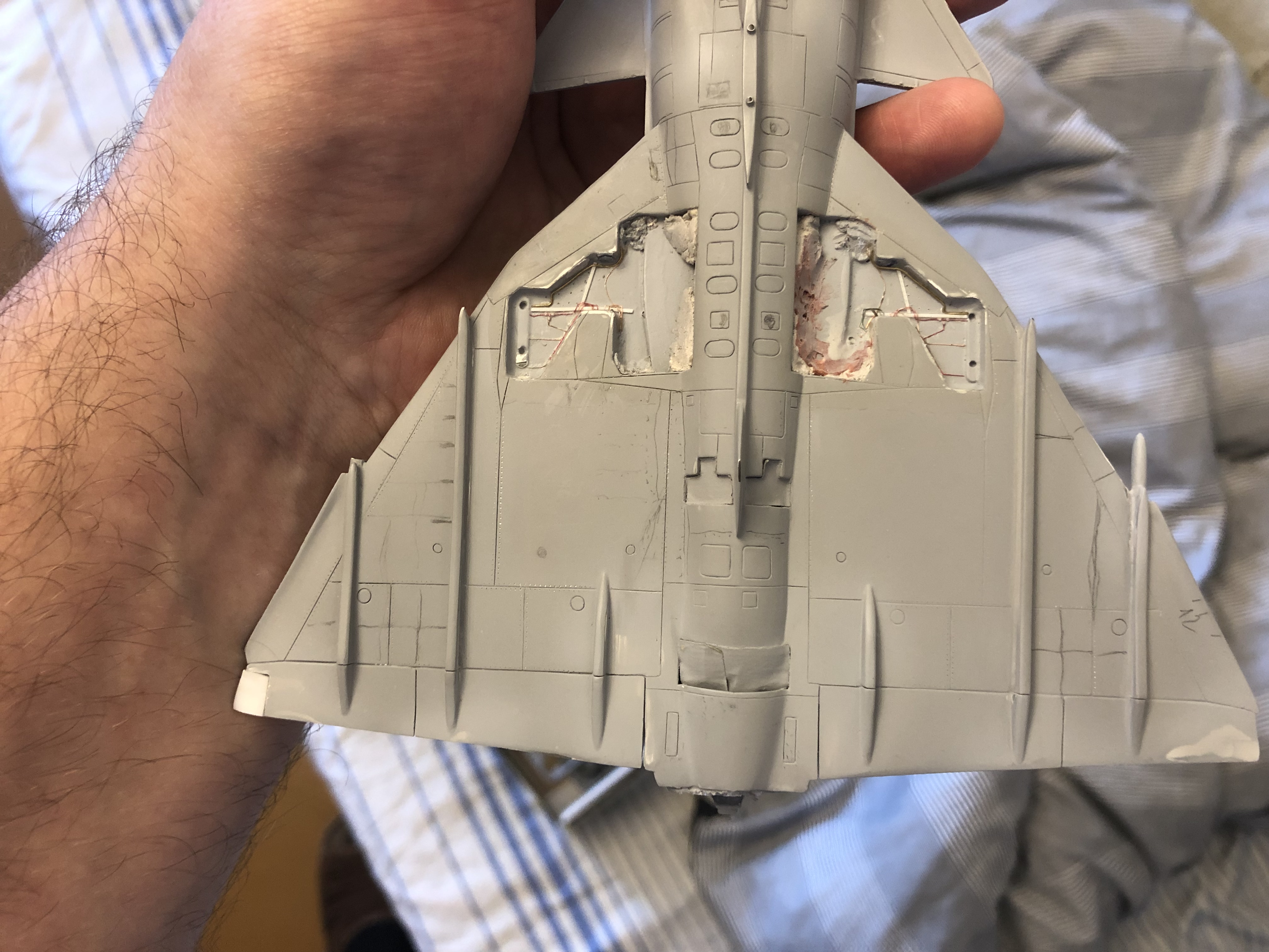 Fix edge of the right wing