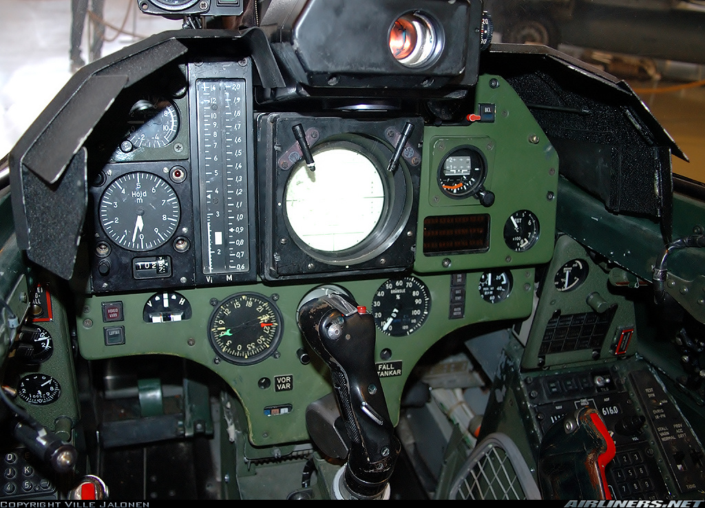 J35FS Draken Cockpit.jpg